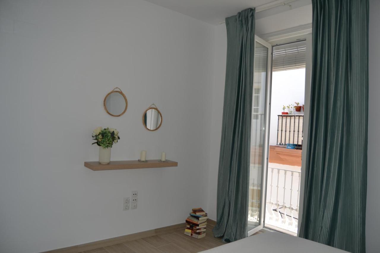 Apartamento Lupa Кадис Екстериор снимка