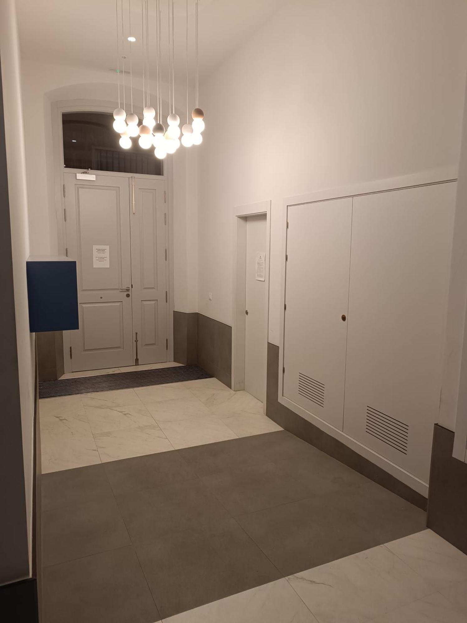 Apartamento Lupa Кадис Екстериор снимка